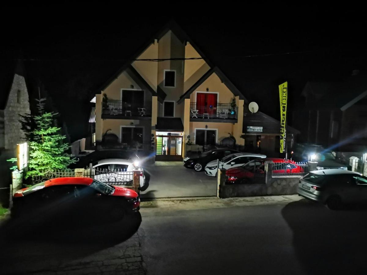Gorska Vila Apartments Zabljak  Ngoại thất bức ảnh