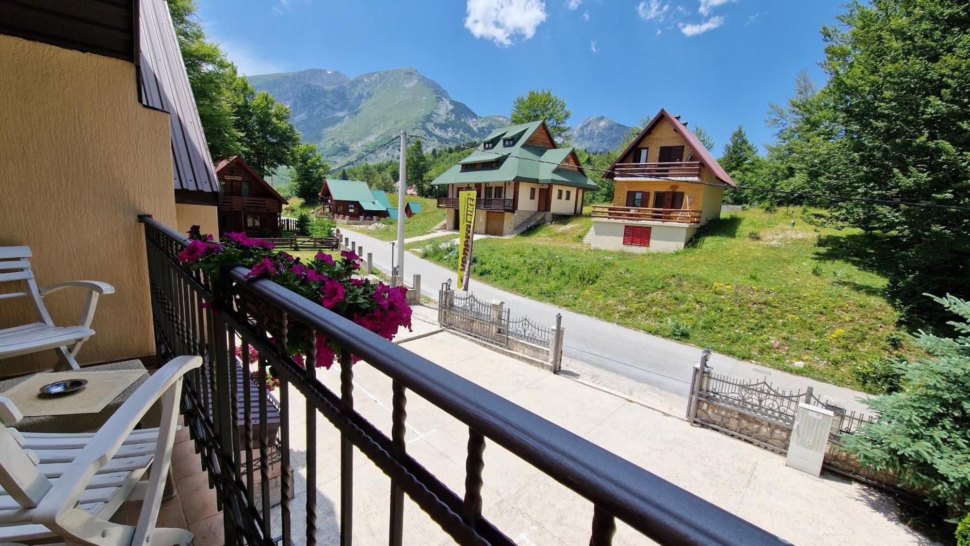 Gorska Vila Apartments Zabljak  Phòng bức ảnh