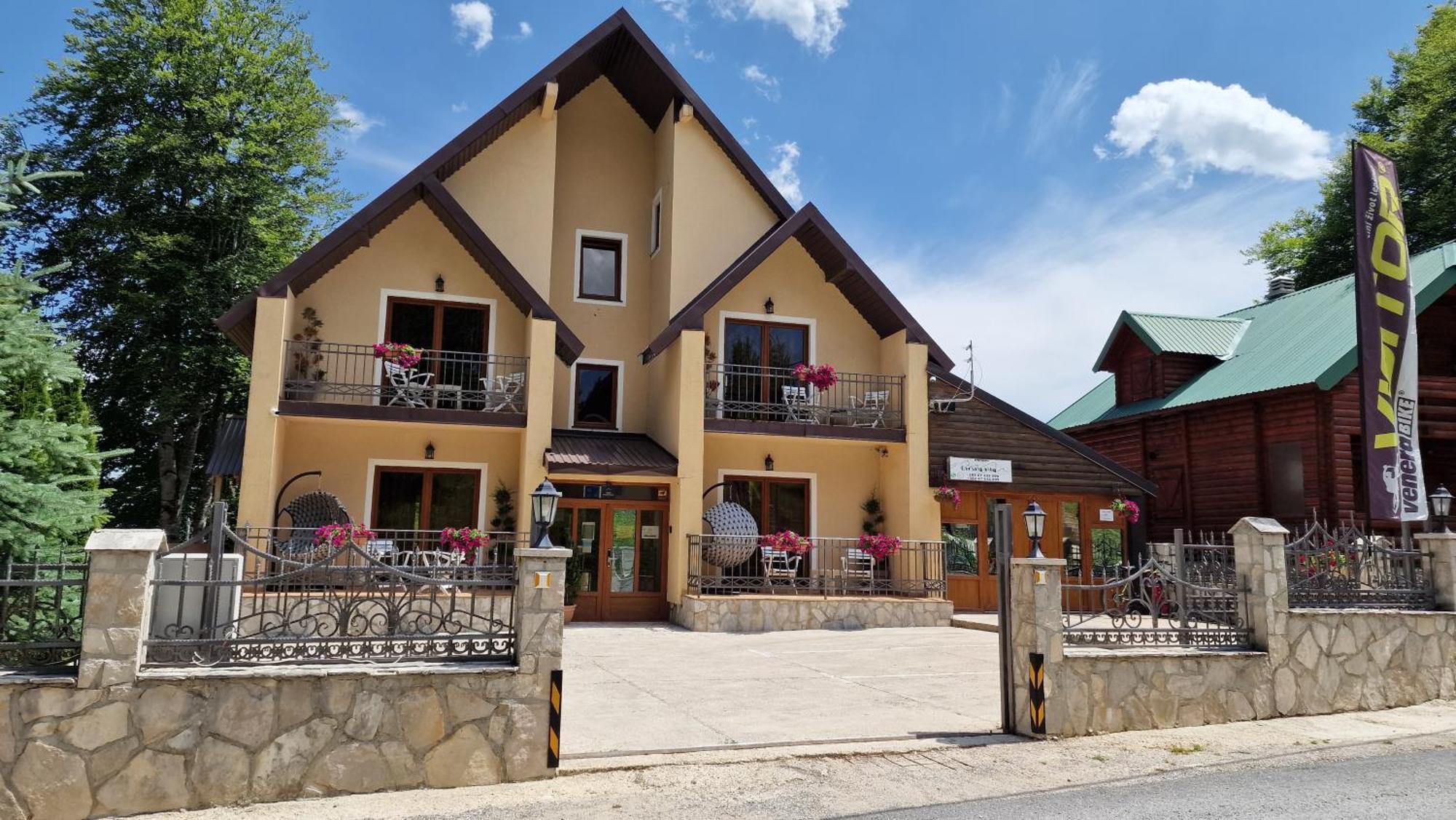 Gorska Vila Apartments Zabljak  Phòng bức ảnh